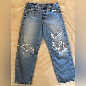 American Eagle Outfitters Distressed Blue 90s Boyfriend Jeans
